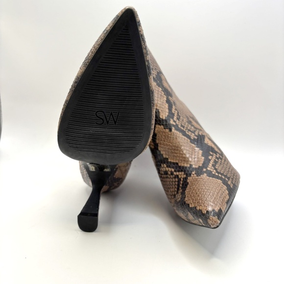 Stuart Weitzman Snakeskin Leather Bootie - Picture 6 of 7